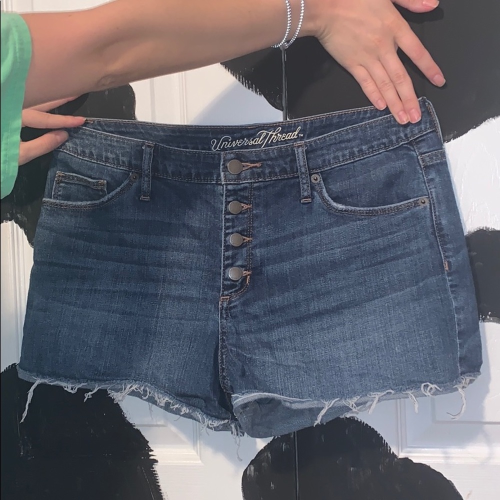 Universal Thread Jean Shorts